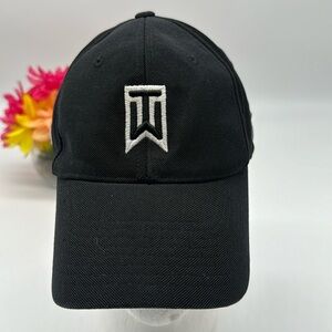 Nike One Tiger Woods Black White Baseball Hat Golf Cap One Size HT5667D